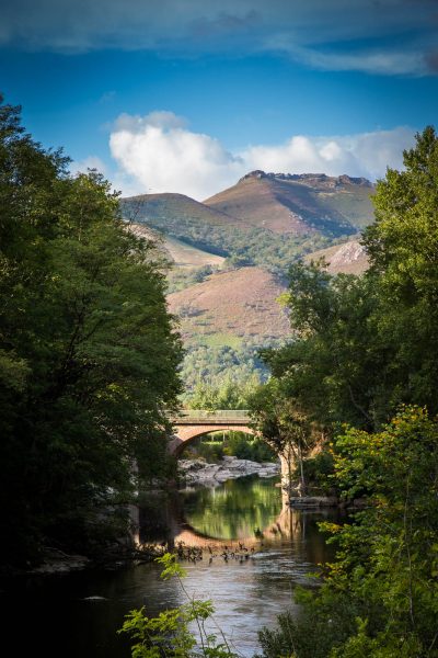 Pont sur la rivière de Saint-Martin d'Arrossa